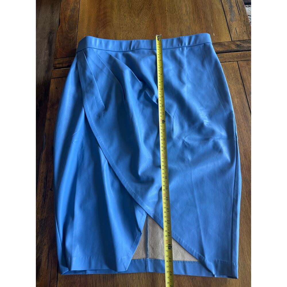 Maree Pour Toi Blue Faux Leather Wrap Skirt Size 12 - Picture 7 of 15
